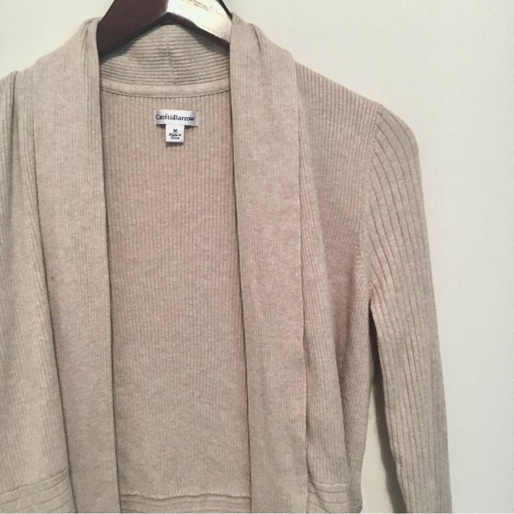 • new croft & barrow soft oatmeal/tan cardigan •